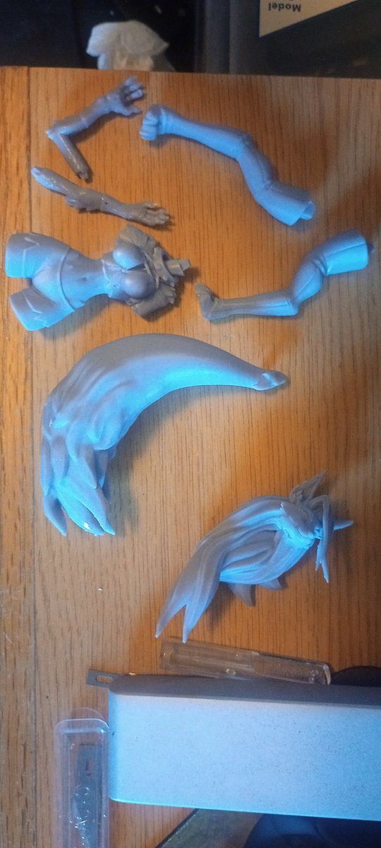 PropsDragon's tweet photo. My first attempt using my resin printer. If you can't tell this is a statue of Loona from the show Helluva Boss. She looks amazing and I can't wait to see how she'll look when I'm finished.

#3DPrinting #3dprint #Creality #HelluvaBossLoona https://t.co/3I6gwMCjVB
