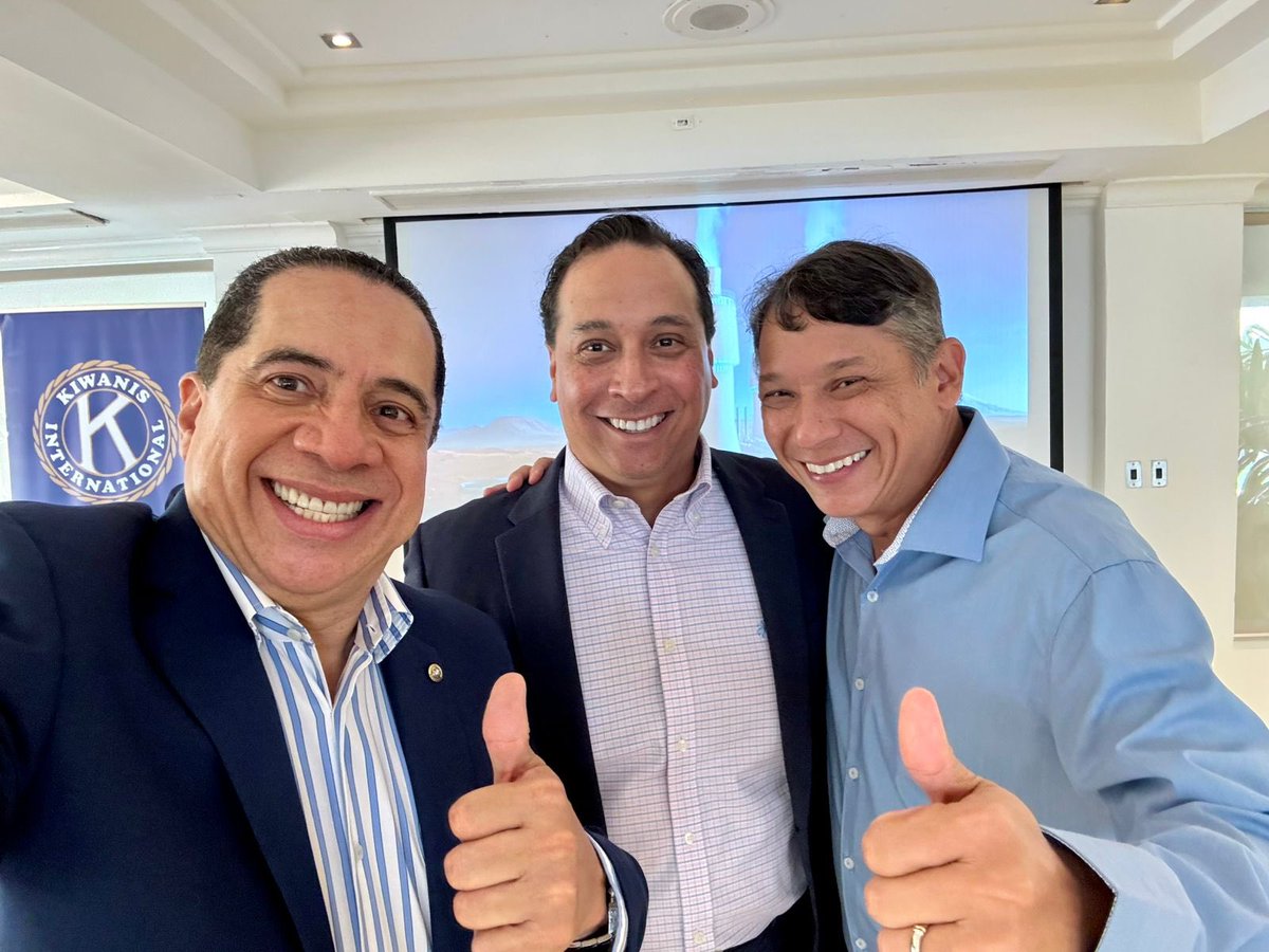FreddyAlvarezE's tweet photo. Feliz de haber celebrado la plenaria con mis hermanos Kiwanis del CK Panamá. En esta ocasión, contamos con una invitada muy especial, la Lic. Maruja Herrera, @MiCulturaPma Agradecemos su participación y su interés en nuestra labor Kiwanis. ¡Juntos transformando vidas! https://t.co/ElBcOtLJEf