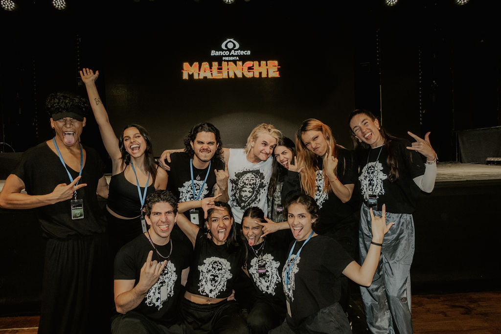 frontonmexicoce's tweet photo. ✨ ¡𝐆𝐑𝐀𝐂𝐈𝐀𝐒, 𝐌É𝐗𝐈𝐂𝐎! ✨
Agradecemos de corazón a @Foro_Totalplay, @aztecanoticias, @bancoazteca, @lacostenamx y @aermomexico por ser parte fundamental de este emocionante CASTING para completar nuestro elenco.

ESTRENO 28 de marzo en #FrontónMéxico 
#MalincheElMusical https://t.co/VbDaqEs1k6