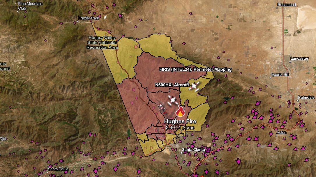 KTLA's tweet photo. #BREAKING: The #HughesFire has exploded to more than 3,400 acres. Evacuation orders now include areas west of the 5 Freeway. Live coverage: https://t.co/QdxWZ4ibDh https://t.co/bSolsMj8Gg