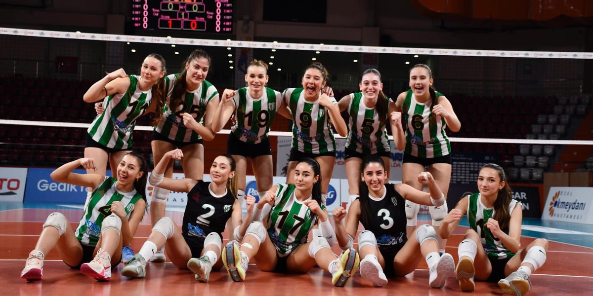 Ussenorg's tweet photo. Sporu sözde değil, özde tabana yayıyoruz!

“UEFA Voleybol 2. Lig Bayan Takımı’nın sesini duyduk. Vefa’lı sporcular, Bekir Başkanım, sizin azminiz ve gayretinizle sporda herkesin sesi duyuluyor diyorlar.
Bende;
Sözüm söz, geliyorum!
https://t.co/kHzcmRHUOQ https://t.co/jaClpXQivO