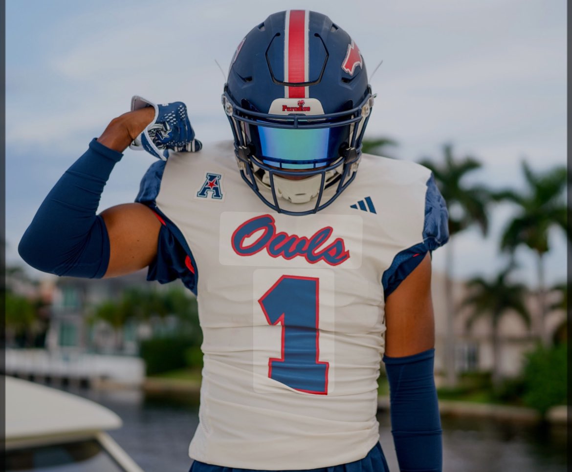 After a great conversation with <a href="/CoachPerk305/">Coach Chris Perkins</a> 
I'm extremely blessed to receive a offer from Florida Atlantic University