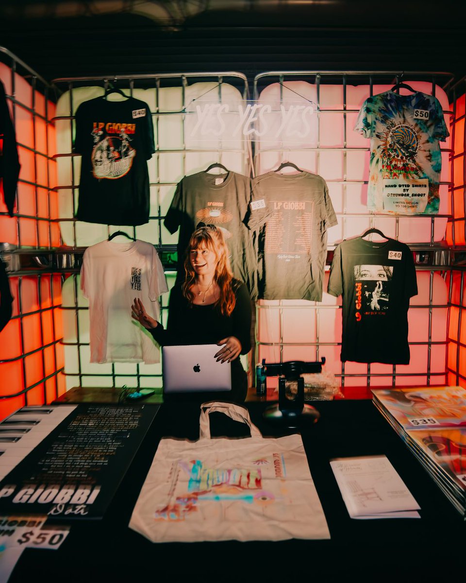 LPGiobbi's tweet photo. The #WayBackHomeTour wasn't just about the music—it's about the incredible community, the artists, the dreamers, and the energy that brought it all to life. 🌻 https://t.co/MM35UrKwyX