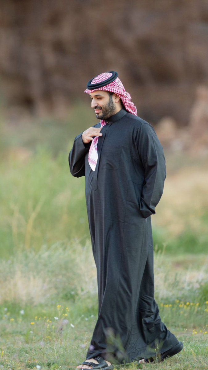 g_jj2015's tweet photo. @SaudiNews50 يا حي ذا الشوف و يا حيّ ذا الزول
وجهٍ عسى ثلث العرب فدوةٍ له🤍💚 https://t.co/eb7EWhFXhp
