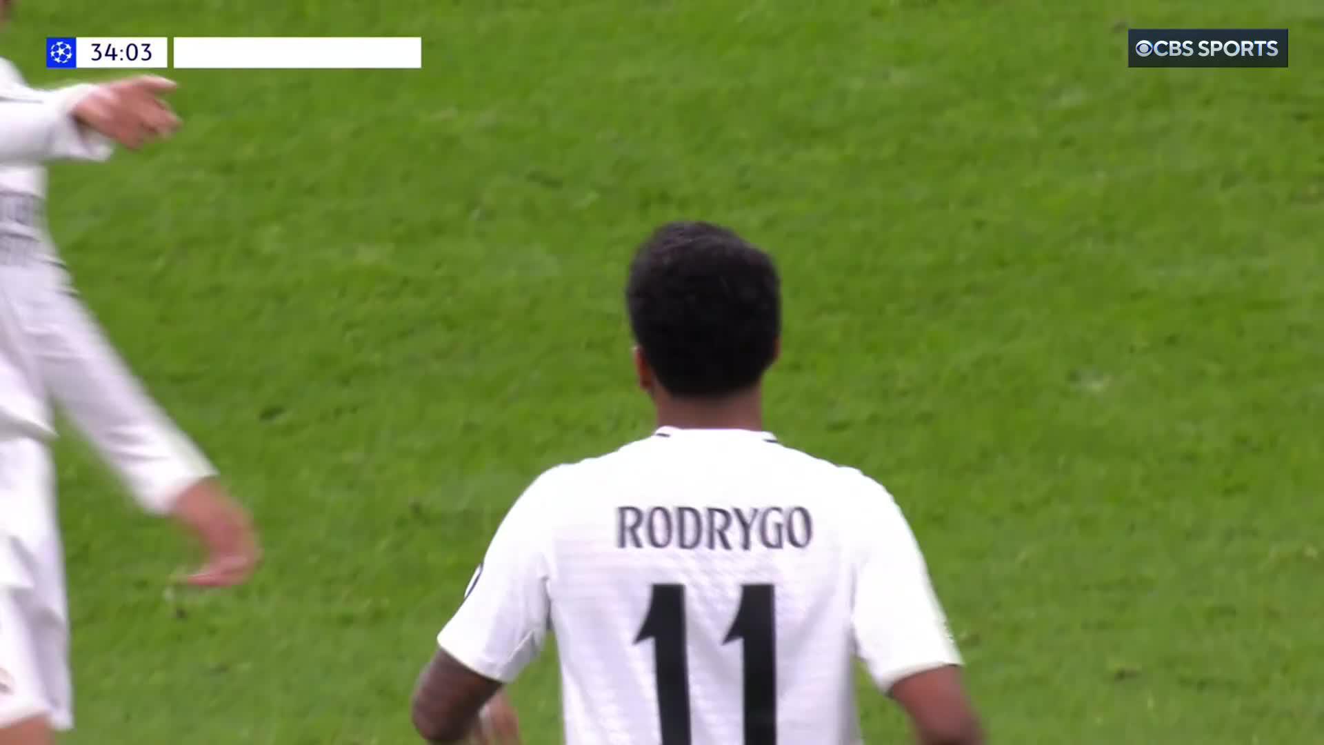 Rodrygo bags his brace in stunning fashion 💫
