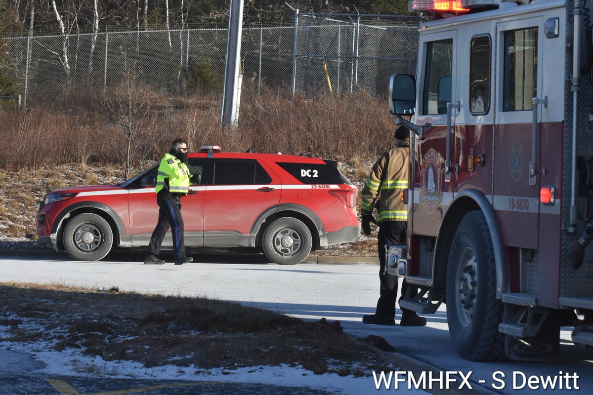 HfxMda's tweet photo. (HAZMAT) Chemical spill at the Bedford Institute of Oceanography

** Release

https://t.co/XMBVPlz4bJ https://t.co/iGeOYoHc4d