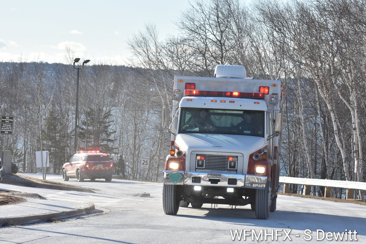 HfxMda's tweet photo. (HAZMAT) Chemical spill at the Bedford Institute of Oceanography

** Release

https://t.co/XMBVPlz4bJ https://t.co/iGeOYoHc4d