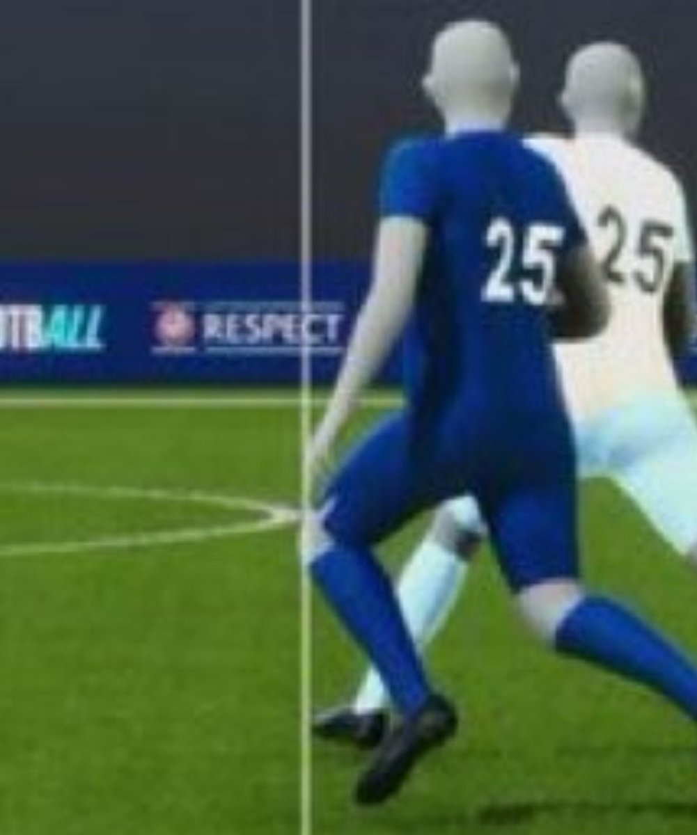 PrinceduParc's tweet photo. Non mais sans blague, tu grossis le trait de 1mm et le but est validé ! Donc c'est ça l'avenir du football moderne ? Des millimètres sur un écran ? 

À VOMIR. #PSGMCI https://t.co/L5ylJL6RWF