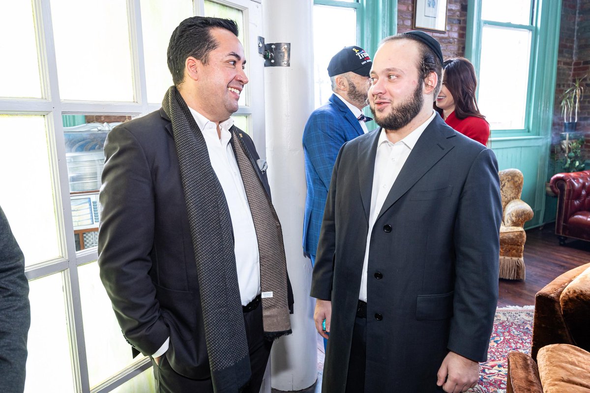 Excelente tiempo de celebración #MAGA en Washington con <a href="/Yaakov_Flitch/">Yaakov Flitchkin</a>