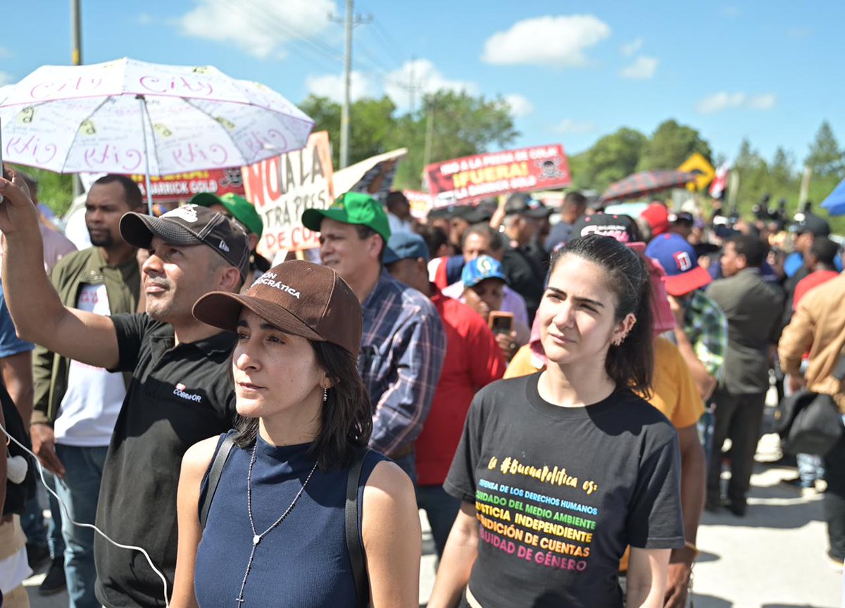 Opción Democrática sobre situación de comunitarios y Barrick Gold: no se puede dialogar con una pistola en la cabeza robertocavada.com/nacionales/202…