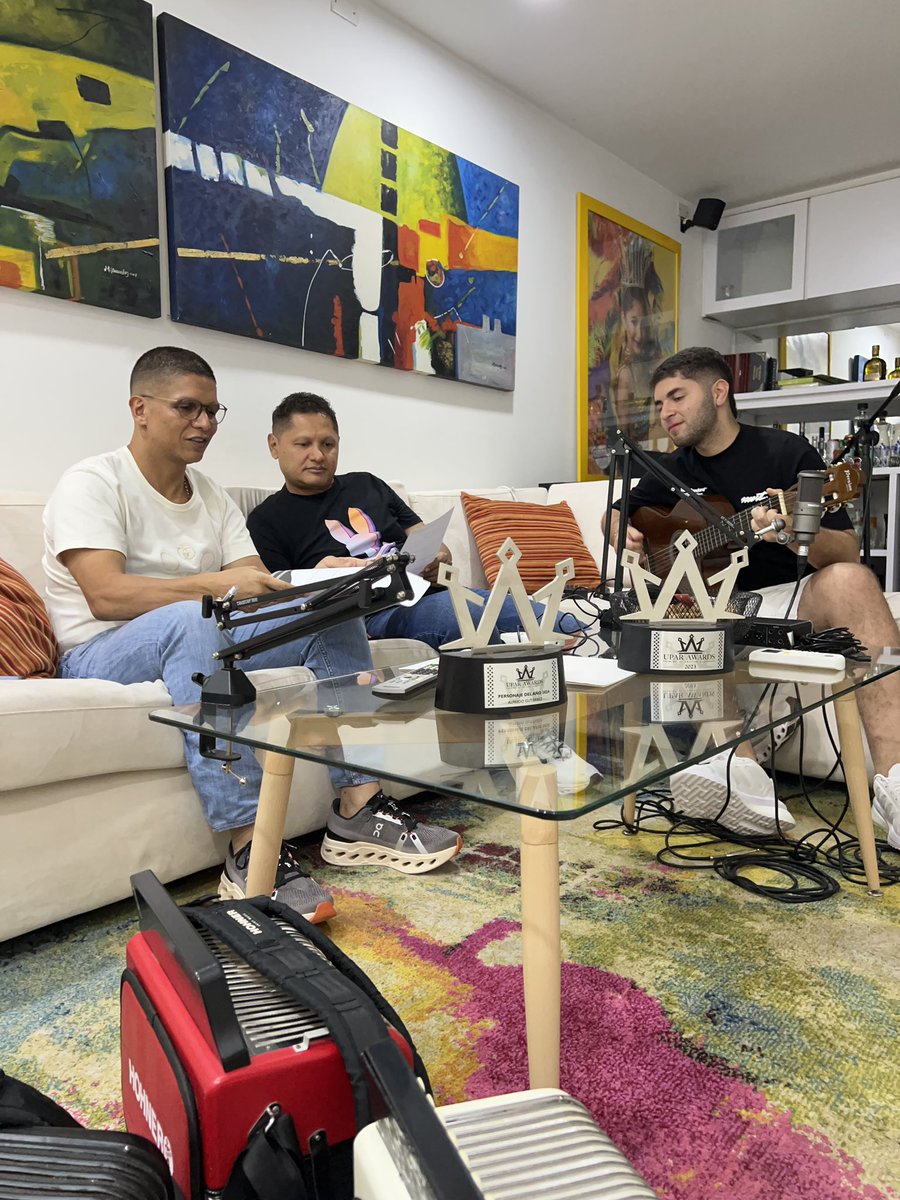 ¡La cuenta regresiva ha comenzado!

Empezamos a trabajar para hacer de los Premios Upar Awards 2025 una noche inolvidable 🌟