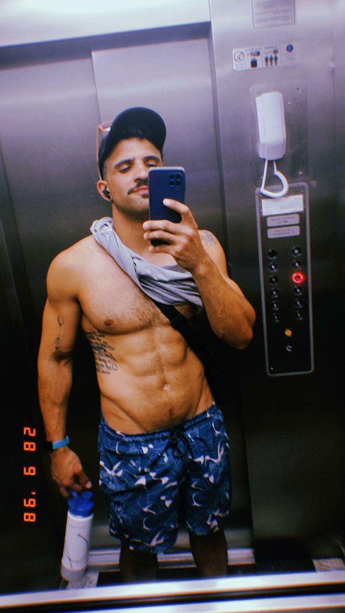 raulzitoferres's tweet photo. Tardeeee boaaaa https://t.co/jEtwzQcMt5