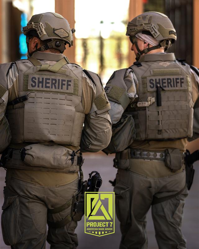 Project7Armor's tweet image. What's your favorite?
TRV Webless(left) or TRV Traditional(right)!

Comment below.
DM us for more information!

#lawenforcement #swat #Project7 #detailsmatter