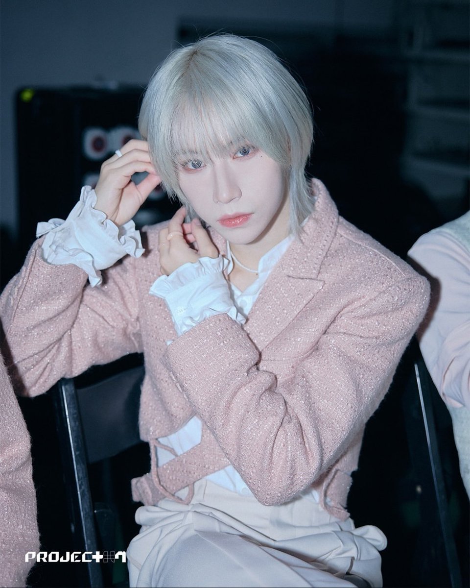 binghualovebot's tweet image. X-Xie.. Binghua…?