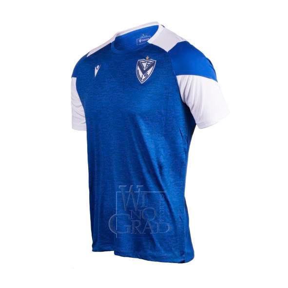 La nueva indumentaria Macron ya podes conseguirla en <a href="/winograd_velez/">Winograd Deportes</a> 
Carhué 102 Liniers