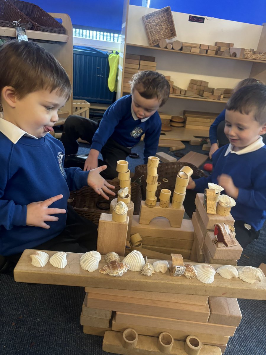 Proud of his enclosure today. He then transported almost every loose part to be held inside of it like treasure. <a href="/MaendyPrimary/">Maendy Primary</a>