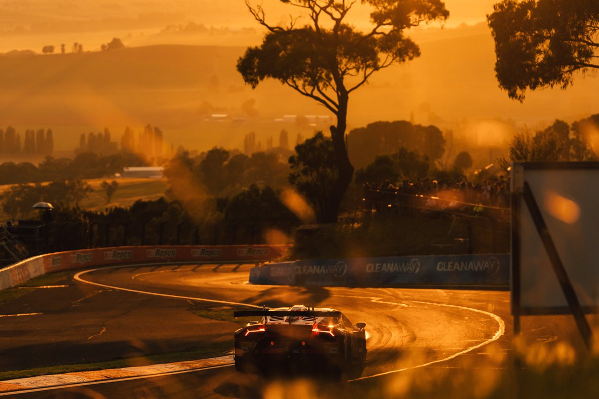 There are going to be plenty of familiar GT World Challenge Australia powered by AWS names gracing the famous Mount Panorama Circuit next, with the Meguiar's Bathurst 12 Hour Bathurst 12 Hour entry list set.

NEWS 🗞 gt-world-challenge-australia.com/news/341/entry…

#GTWorldChAus #B12hr #IGTC