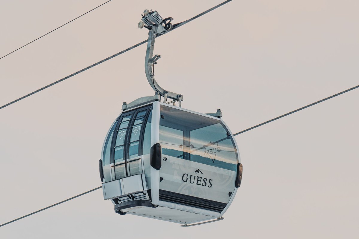 COMMBCA's tweet image. Best OOH creative last week— via OOH Today 

Full article: lnkd.in/g48XrQzS
—-
Sign up for our newsletter at lnkd.in/gjuTaBSJ to stay up to date on the release of new materials!