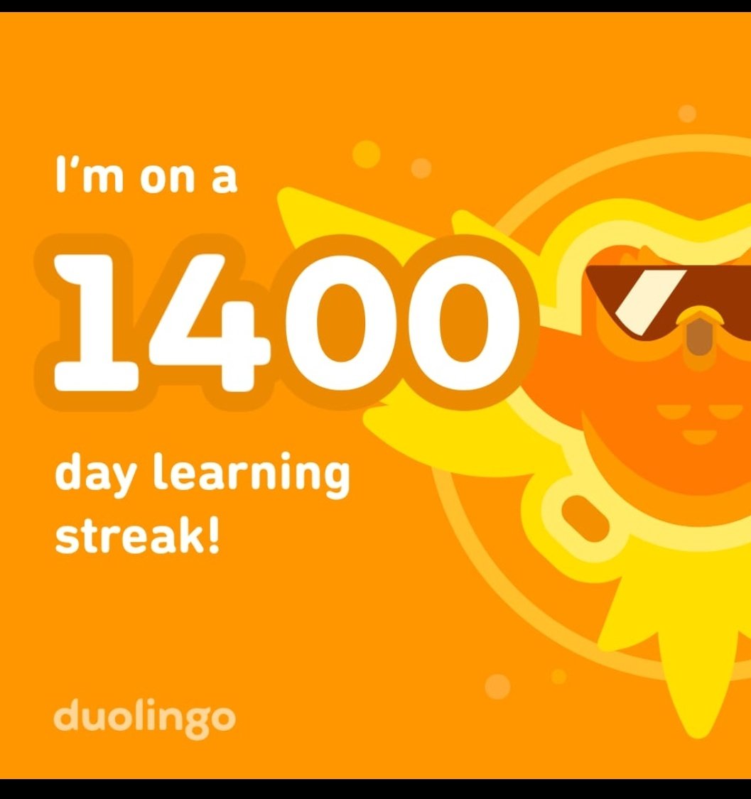 BrokenMinusN's tweet photo. Hey @duolingo 
I finally made it a full 365 days without a streak freeze being used at all! 
1400 day streak in total. 
Now I just have to keep it up until at least June! 
I'm a little bit proud of myself. https://t.co/wX3GQUzMEx