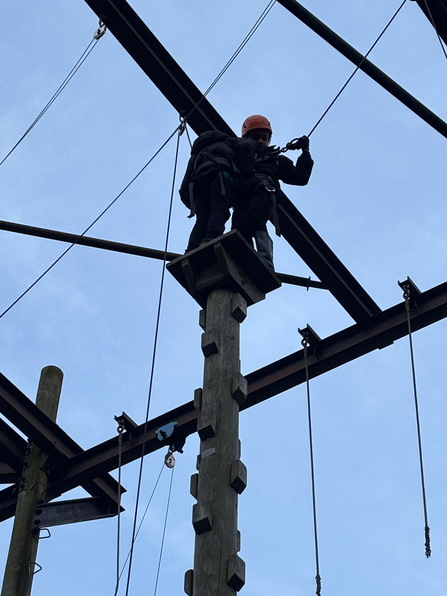 VicarageSchool's tweet image. What an eventful first day!  Orienteering, soaring on the zip line, conquering the high ropes, and hitting the mark with archery—full of adventure, courage, and teamwork! #Year6Residential #FairplayHouse #AdventureDay