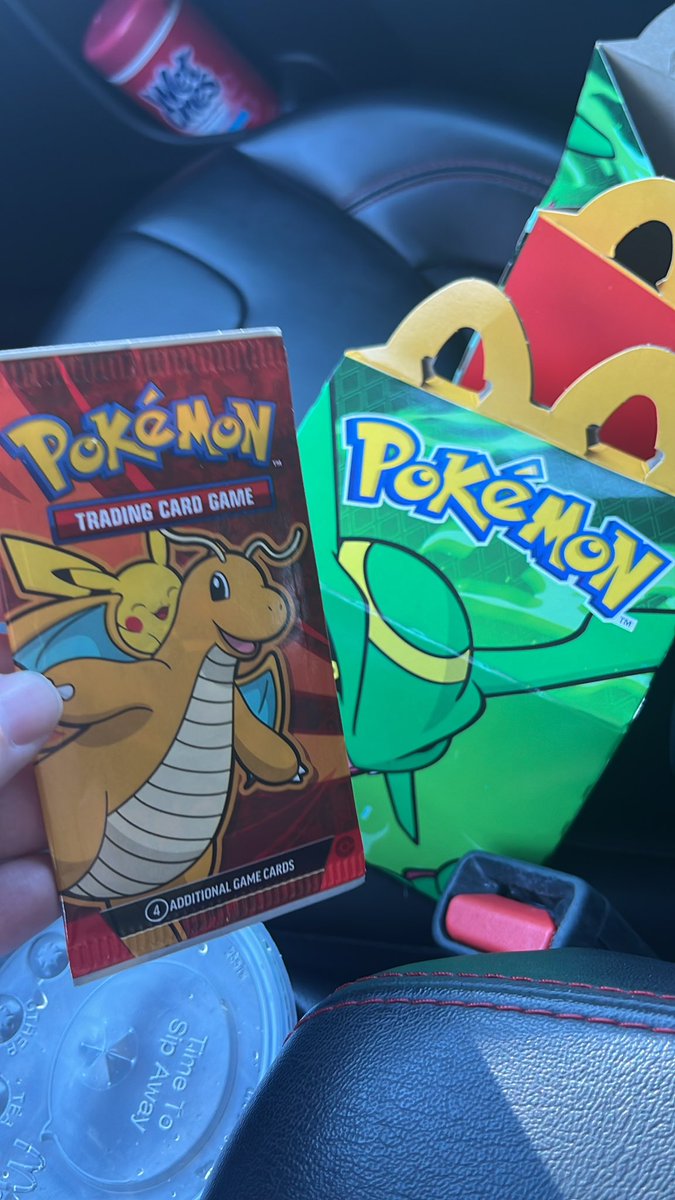 QuantumTraderTV's tweet photo. Just got some new #PokemonTCG product I know crazy it wasn’t sold out or under printed…. https://t.co/AytdYdDJdA