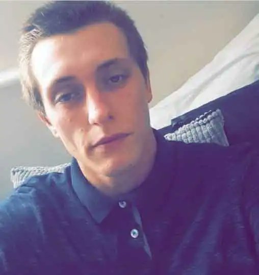 Please retweet Daniel Hewitt, aged 25 of #REDCAR #YORKSHIRE #UK CONVICTED- AVOIDED JAIL‼️
Found guilty of cruel neglect, Flossy was starved and only days from death, being kept in a faeces filled cage in an abandoned flat.  Hewitt received a 10 year ban, community order, £690