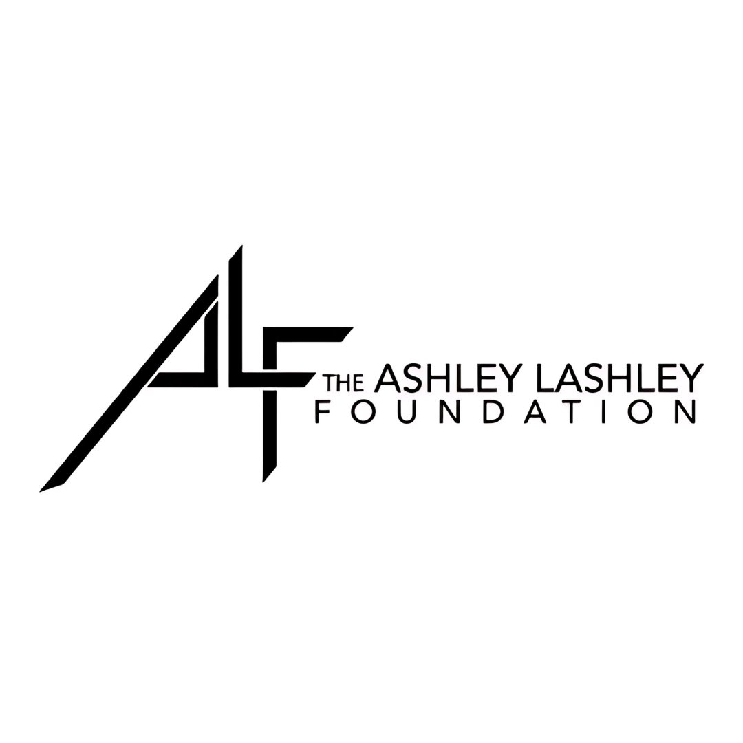 Women Plus Water tweet media