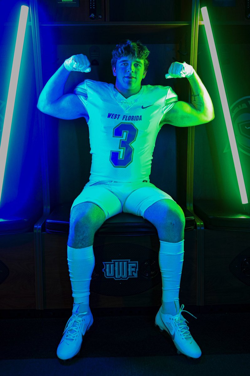 villanova_vinny's tweet image. COMMITTED 🔵🟢
@UWFFootball