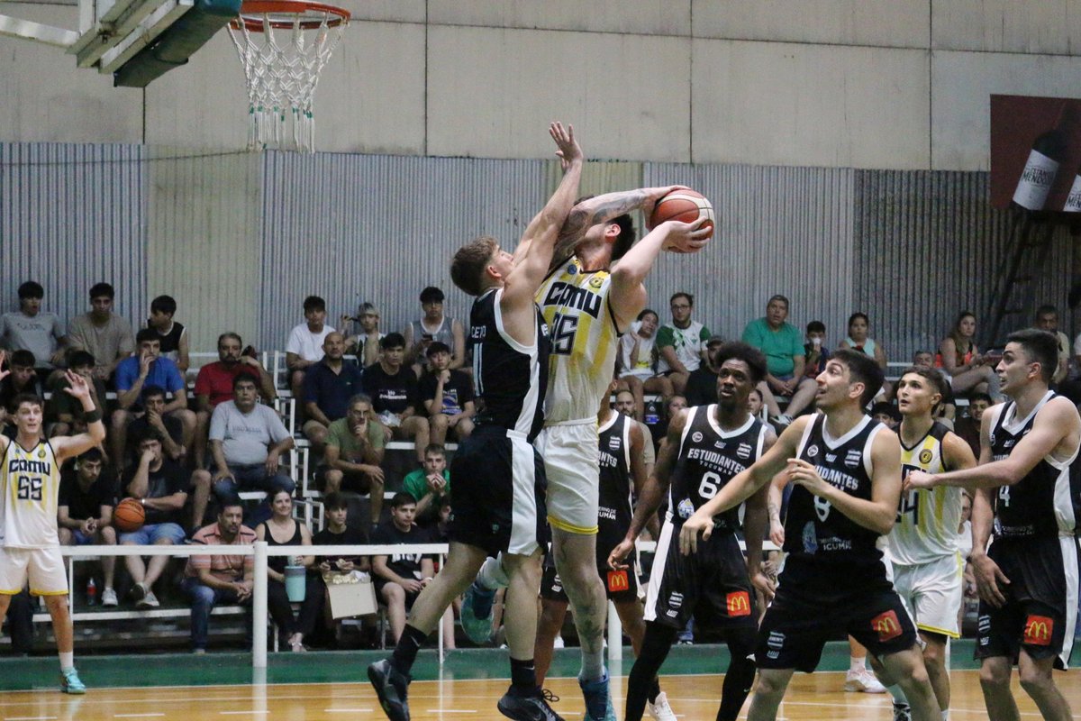 •Estrenando camiseta•

La cebra tiene nueva indumentaria para esta temporada de la @ligaargbasquet de la mano de <a href="/mig/">Miguel Ares</a>.sportswear 😍💪🏻🦓

Gracias a nuestros Sponsors por estar presentes este 2025

@gobiernodetucuman 
@mcdonalds_ar 
@lebronsuplementos 
@palpitosok