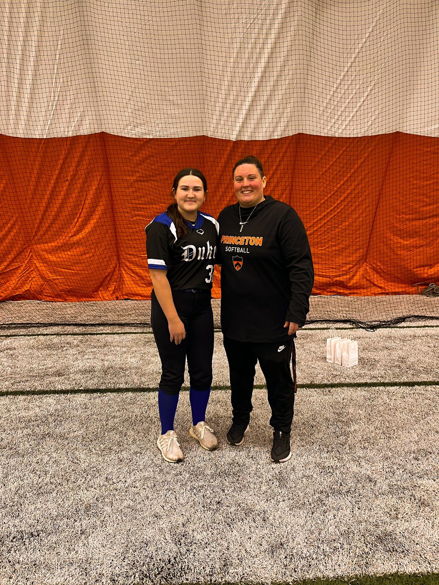 2027 Allie Woods attended the Princeton University softball camp this  past weekend.  Allie loved the drills and instruction at the camp.  She had a great time.  Thanks to Coach Van Ackeren and Coach Davis.