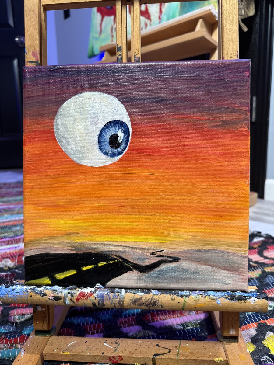 uvnoir's tweet photo. o no. 
eye in the sky https://t.co/ojIs1nBAoj
