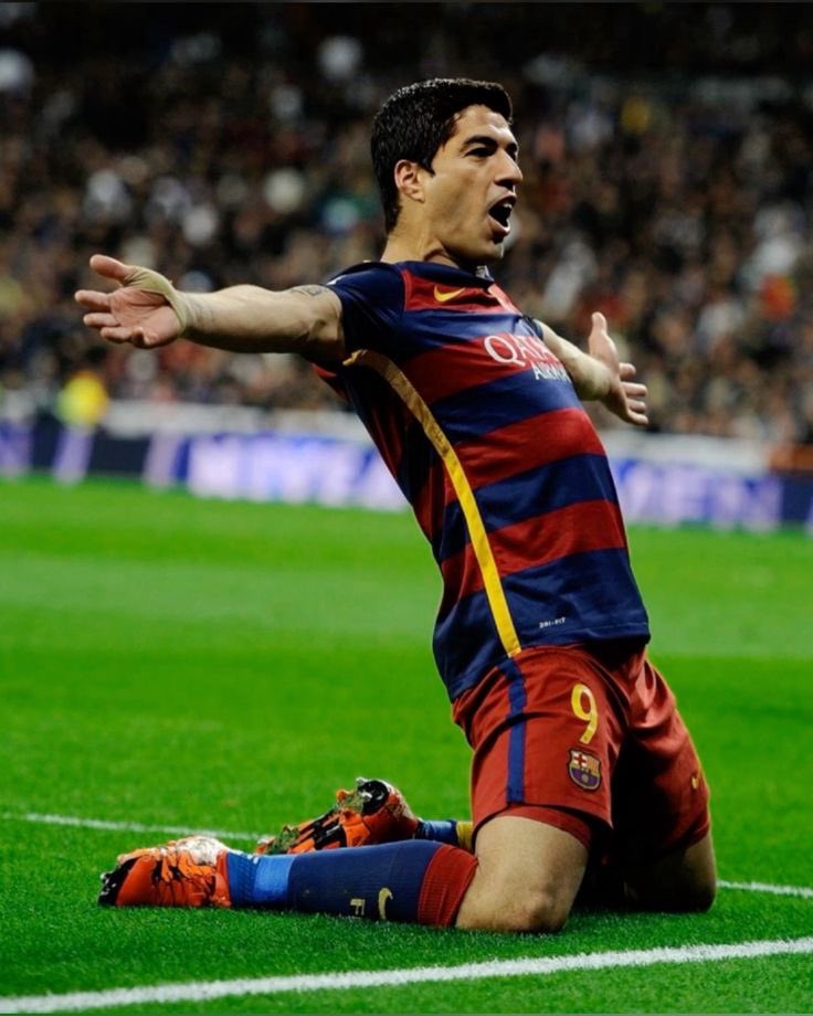 realmilgrauu's tweet photo. Mais uma estatística para meus seguidores.

Vinicius Jr na Champions League: 28 gols em 51 partidas.

Luis Suárez na Champions League: 27 gols em 78 partidas. 

Te pega essa informação? https://t.co/boCj18ylvL