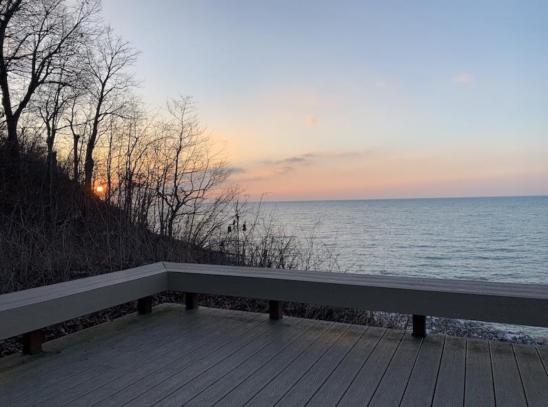 kurthauseman's tweet photo. Take in those winter days and enjoy them!

📸 google images

#realty #realestatetips #realtor #broker #realestateagent #lakehome #lakehomes #househunt #househunting #homesellers #homebuyers #realestateinvesting #realestatemarket #home #house #realestate https://t.co/jUKx2qqCIP