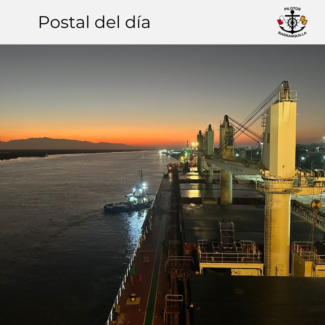 pilotosbaq's tweet image. Un nuevo día comienza en el río. La majestuosidad del amanecer nos acompaña mientras guiamos con precisión y experiencia cada maniobra. Al fondo, la imponente silueta de la Sierra Nevada nos recuerda la belleza de nuestro entorno. 🌄🚢 #PilotosPrácticos #SafetyFirst