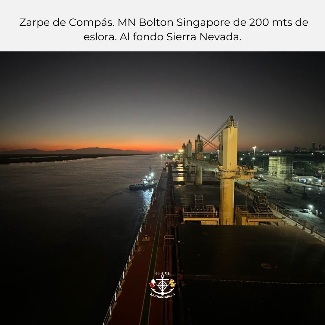 pilotosbaq's tweet image. Un nuevo día comienza en el río. La majestuosidad del amanecer nos acompaña mientras guiamos con precisión y experiencia cada maniobra. Al fondo, la imponente silueta de la Sierra Nevada nos recuerda la belleza de nuestro entorno. 🌄🚢 #PilotosPrácticos #SafetyFirst