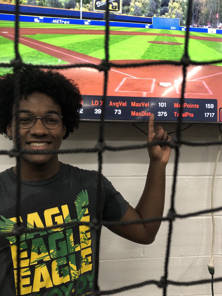 Angel Hillsman tweet media