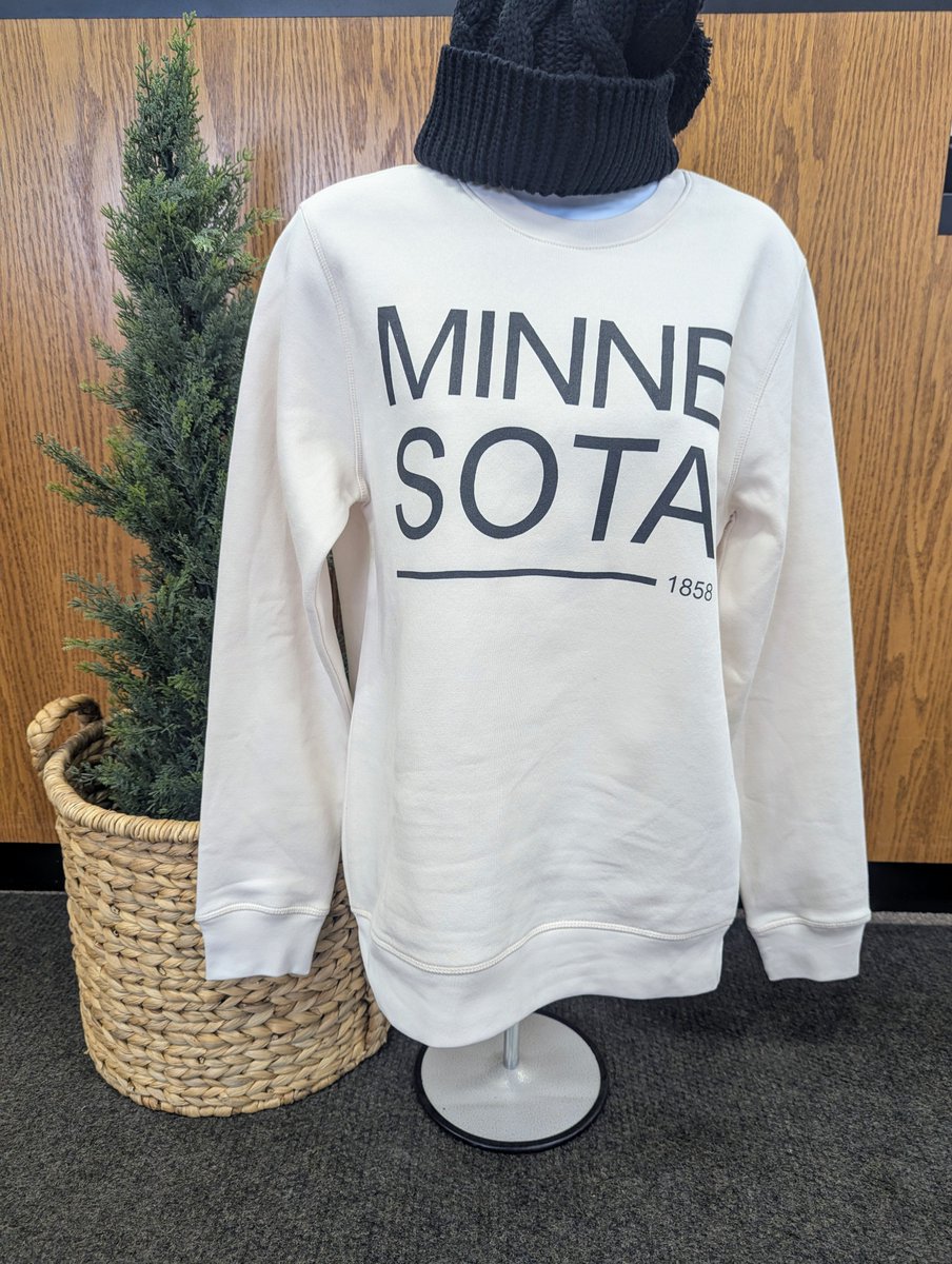 apdesignpro's tweet image. New sweatshirt drop! 🖤 The cozy MINNE SOTA Sweatshirt in Vintage White is here. Perfect for chilly MN days or laid-back nights. Shop now at AP Design in Marshall, MN. Don’t miss it! 🛍️ #MinnesotaStyle #SweaterWeather #APDesign #HelpingYouLookGood