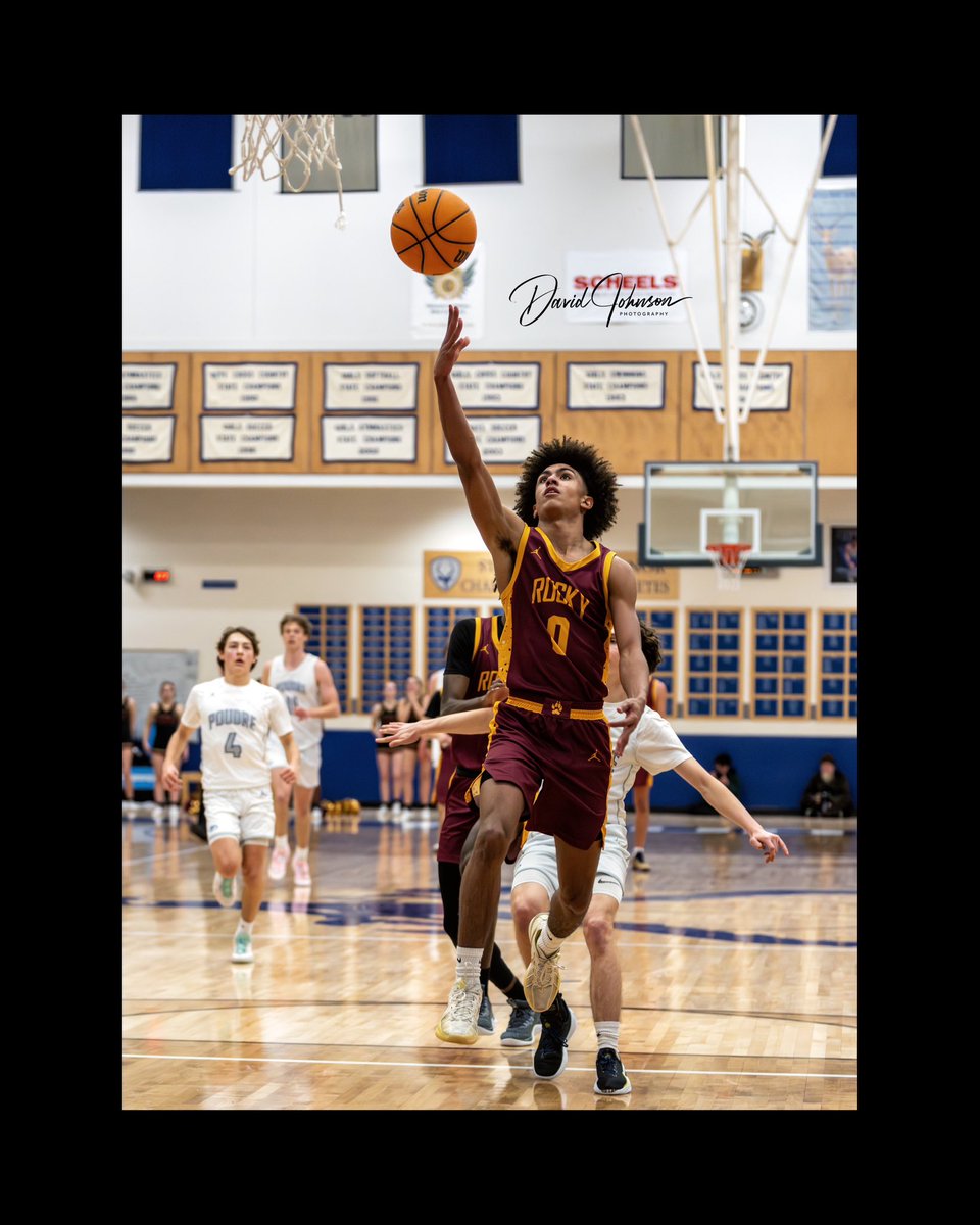 DavidJohnsonPh2's tweet photo. Rocky Mountain High boys basketball defeated cross town rival Poudre High in last nights game. 

#basketball #sports #photographer #photograghy @PSD_ATHLETICS @LoBo_Athletics @HsPoudre https://t.co/rUtEeyfMzG