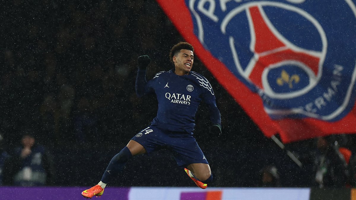GoalJP_Official's tweet photo. 🇫🇷0-2からの大逆転🏴󠁧󠁢󠁥󠁮󠁧󠁿

ホームで4発の #PSG が #マンチェスター・シティ を撃破しノックアウトフェーズ進出に望みをつないだ。

後半早々に2点を失うが、#デンベレ、#バルコラ、#ジョアン・ネヴェス のゴールで逆転すると、終了間際に #ゴンサロ・ラモス がダメを押した。

PSG 4-2 マンチェスター・C https://t.co/BVKkrbpq6V