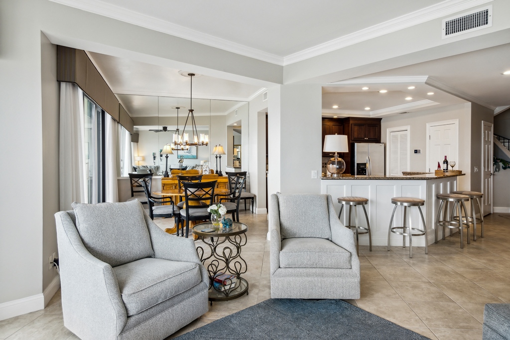 AmeliaPrimeRent's tweet photo. Premium and elegant #vacation #condos are #available in #Amelia, where #travelers can capture 360-degree aerial views while hanging in the air. Hang Glide USA offers unique views of your dream destination with a 100% safety record. https://t.co/6JsjmYb1Jg #AmeliaPrimeCondos https://t.co/jDa8fbARcU