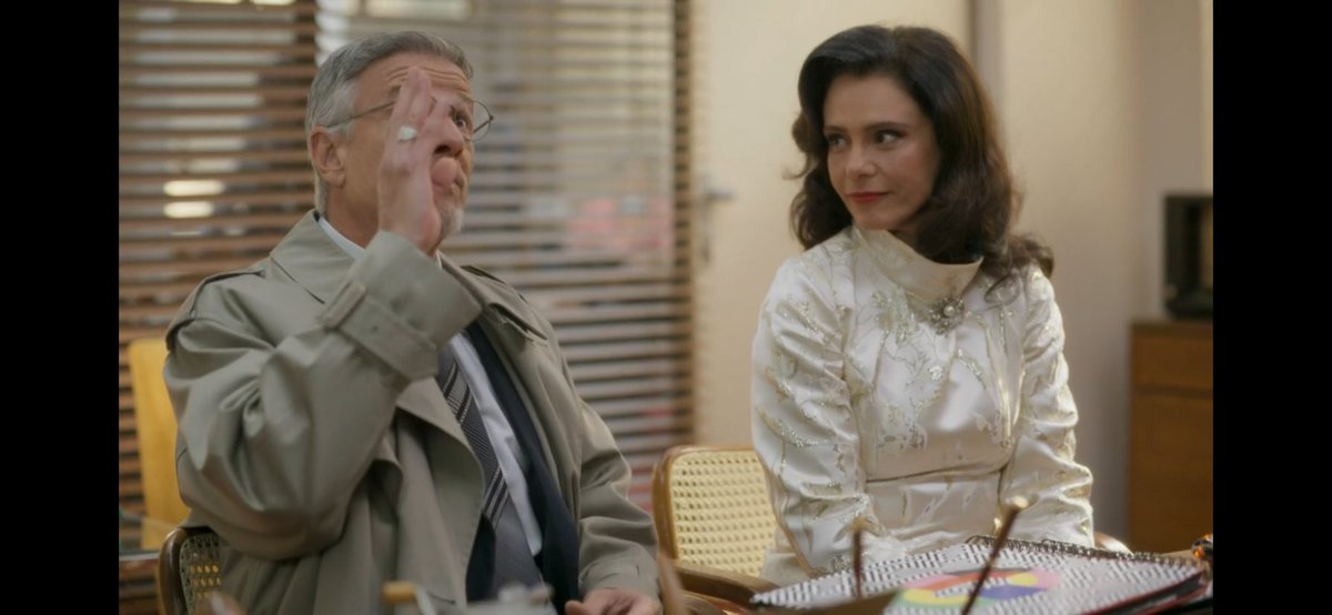 thkalinda's tweet photo. “Dalva Miranda é um sucesso. Ela já tem duas meninas, a Elisa em homenagem a irmã e a Catarina. Acabou de descobrir que tá grávida do terceiro filho” (Violeta)
“Que venha um menino” (Eugênio)
“Que venha o que tiver de vir” (Violeta)

ELES NÃO MUDAM NADA QUE SABOR #GarotaDoMomento https://t.co/JwTFQQiAPH