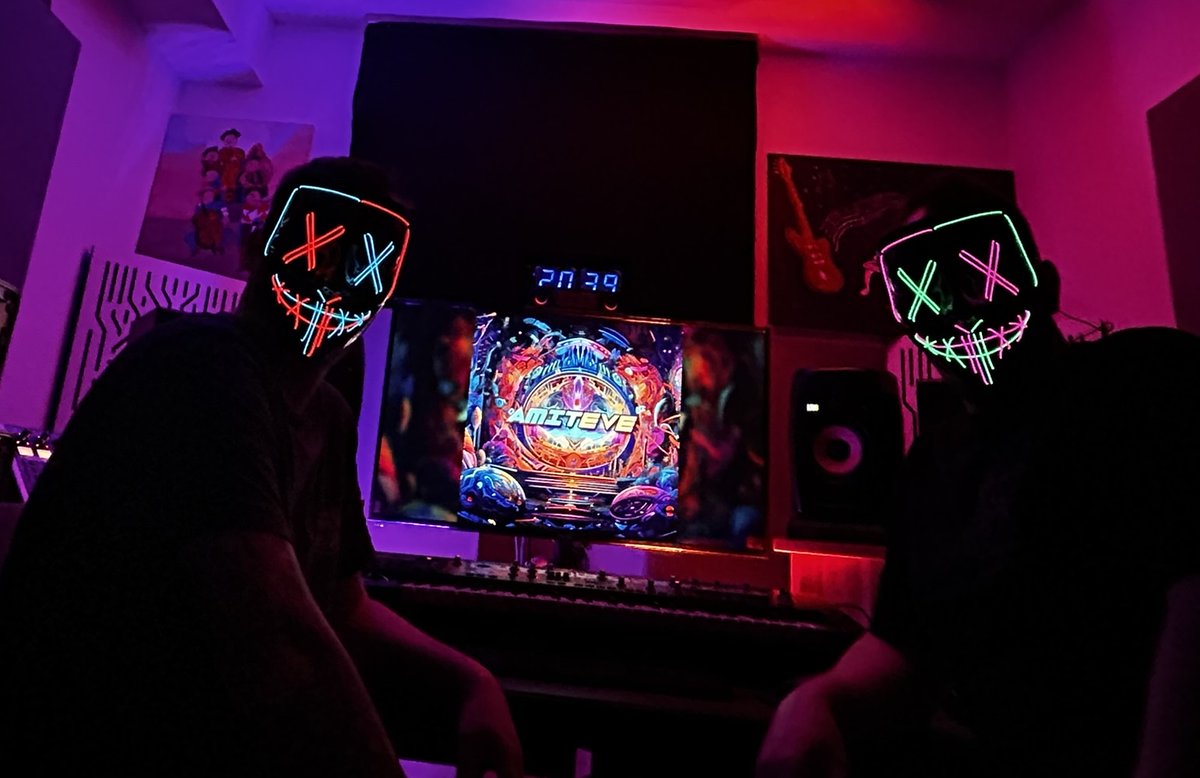 PowerhouseSF's tweet photo. Check out Amiteve psytrance project!!

https://t.co/55BzcWVJKo
https://t.co/Xduvc2OhZK
https://t.co/onLyARQSVU

#amiteve #psytrancemusic #geomagneticlabelgroup #ovnimoonrecords https://t.co/g3cZTztCnz