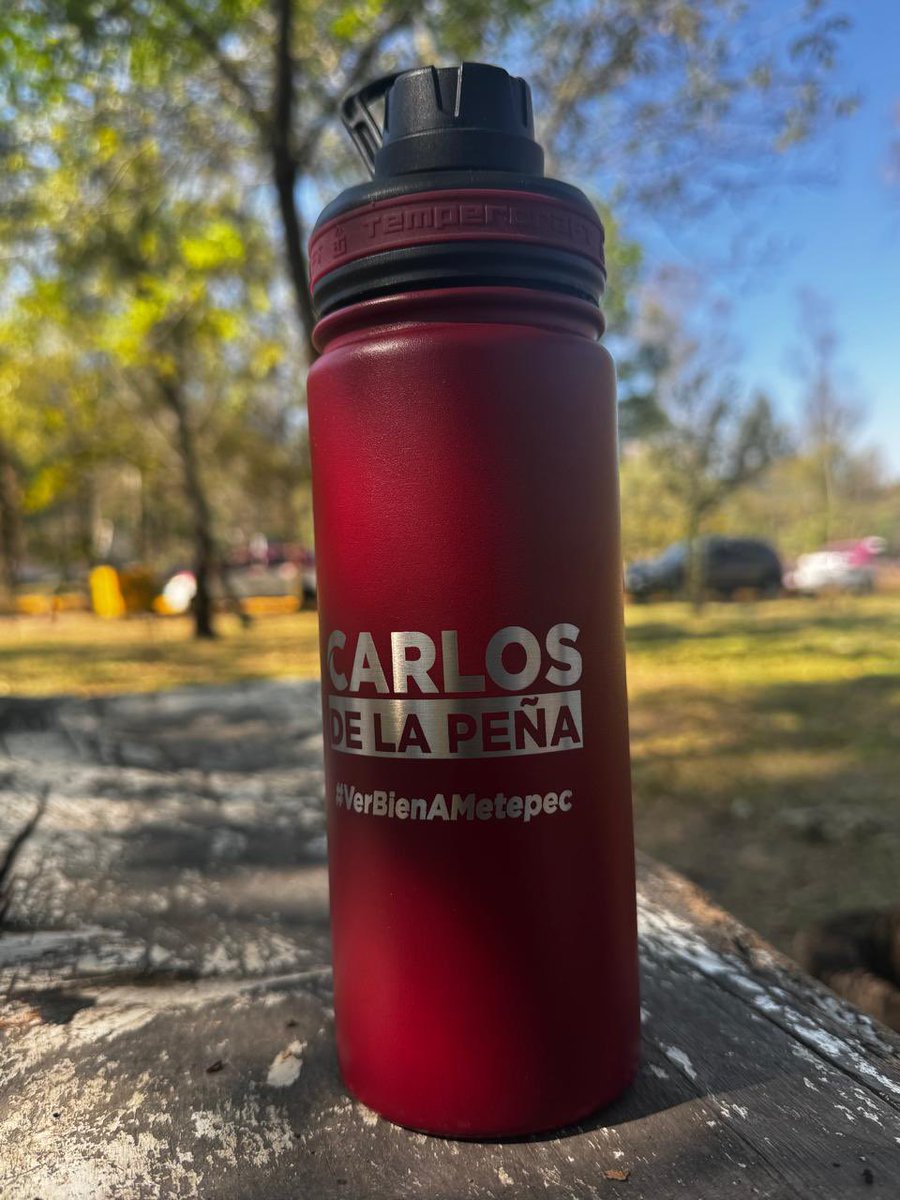 de_la8276's tweet photo. ¡Muchísimas #gracias, Erick Carrillo, por este increíble #regalo! Este #termo personalizado con mi logo y frase me motiva a seguir dando lo mejor en cada paso. ¡Un #detalle que suma muchísimo! 🙌🏻✨ https://t.co/XsLC6kTiWV