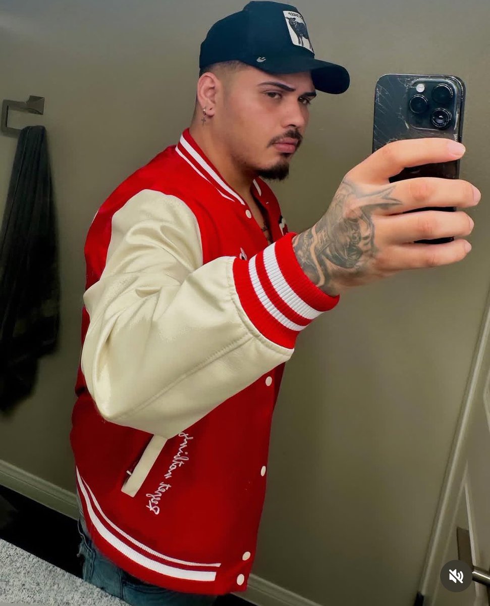 SouthCentralDdy's tweet photo. Can you tell my favorite color is RED https://t.co/oEfaF569qS
