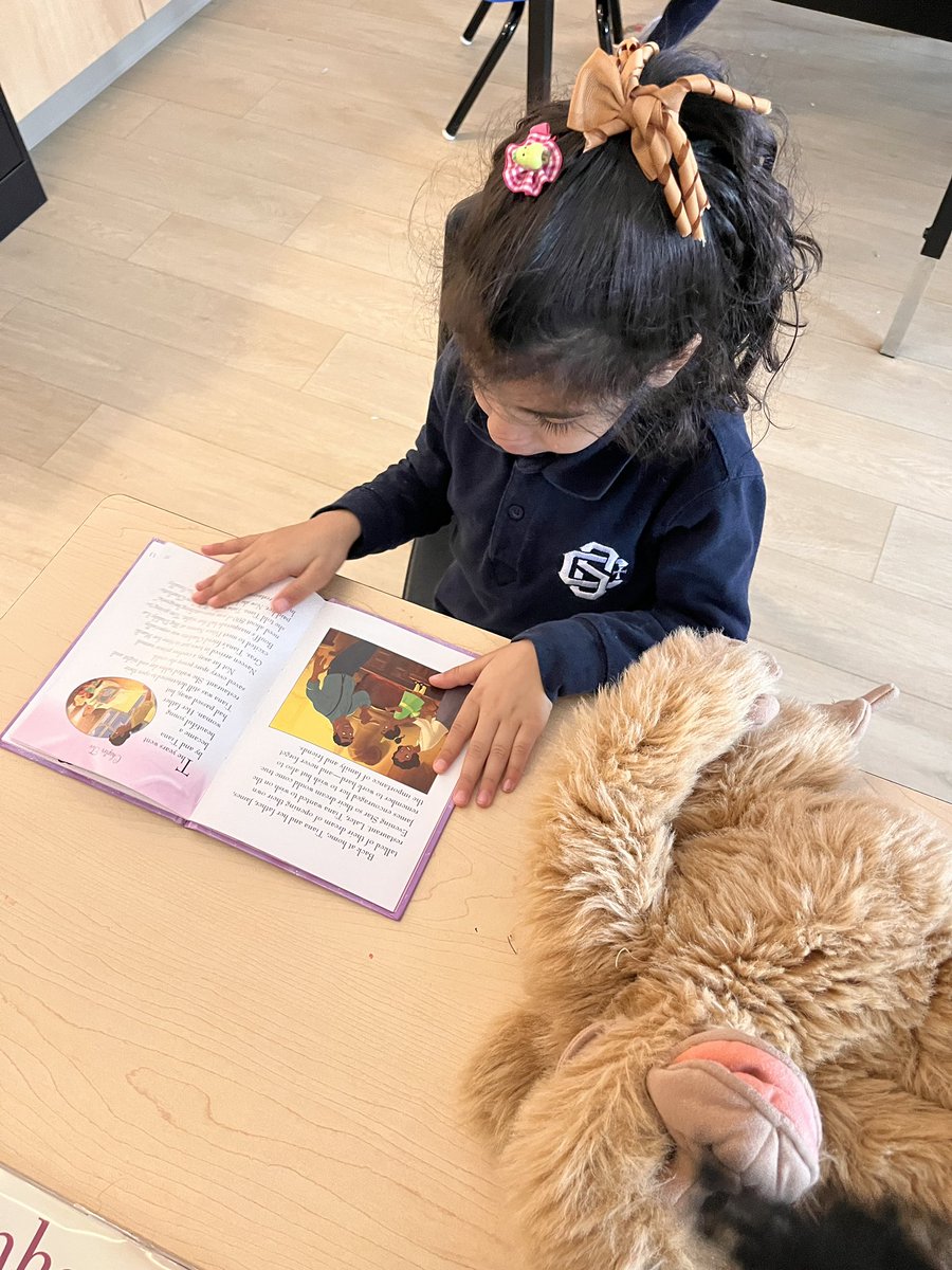 Ms. Ricci (@ms_aricci) on Twitter photo Today we took some time to explore our library books before we have to return them. We love seeing what books our peers took out and love the opportunity to read different books, maybe it’ll even inspire our choice during the next library visit! 📚<a href="/amusebook/">Mrs. Julien-Sullivan</a> <a href="/StCeciliaHCDSB/">StCeciliaHCDSB</a> Today we took some time to explore our library books before we have to return them. We love seeing what books our peers took out and love the opportunity to read different books, maybe it’ll even inspire our choice during the next library visit! 📚<a href="/amusebook/">Mrs. Julien-Sullivan</a> <a href="/StCeciliaHCDSB/">StCeciliaHCDSB</a>