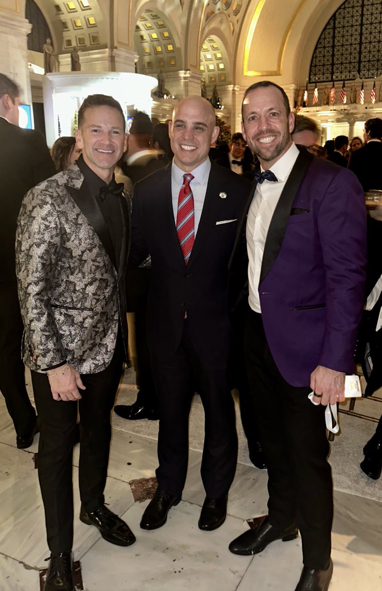 Adam Corey tweet media