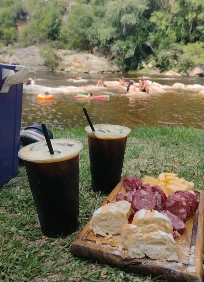 Inavedra's tweet image. Que horribles días, me dan ganas de esto.