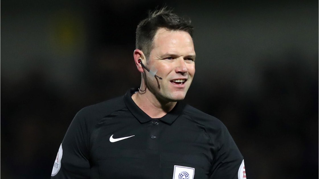 BS3Rob's tweet photo. @ChrisJCooper92 No one is consistently this hopeless he genuinely hates Bristol City the cheat https://t.co/x8OkO4wFBE