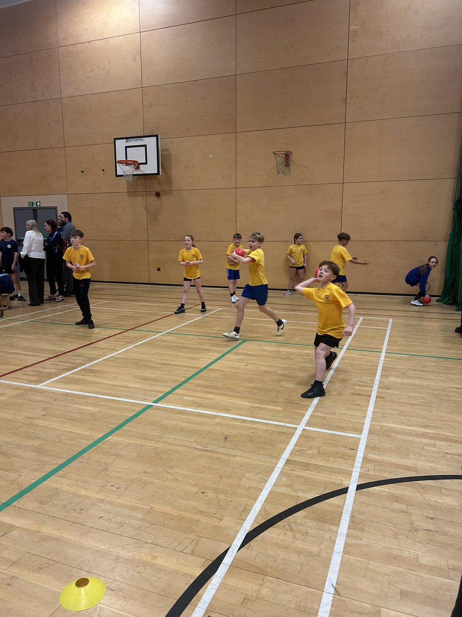 Canon Burrows Sport (@canonburrowspe) on Twitter photo Tonight we took 3 teams to a dodgeball tournament at <a href="/GAAshton_news/">Great Academy Ashton</a> ๐คพ๐พโโ๏ธ Some children represented school for the first time and everyone enjoyed it! Thanks to the young ambassadors and <a href="/tamesidessp/">Tameside SSP</a> for organising and running the event! Tonight we took 3 teams to a dodgeball tournament at <a href="/GAAshton_news/">Great Academy Ashton</a> ๐คพ๐พโโ๏ธ Some children represented school for the first time and everyone enjoyed it! Thanks to the young ambassadors and <a href="/tamesidessp/">Tameside SSP</a> for organising and running the event!