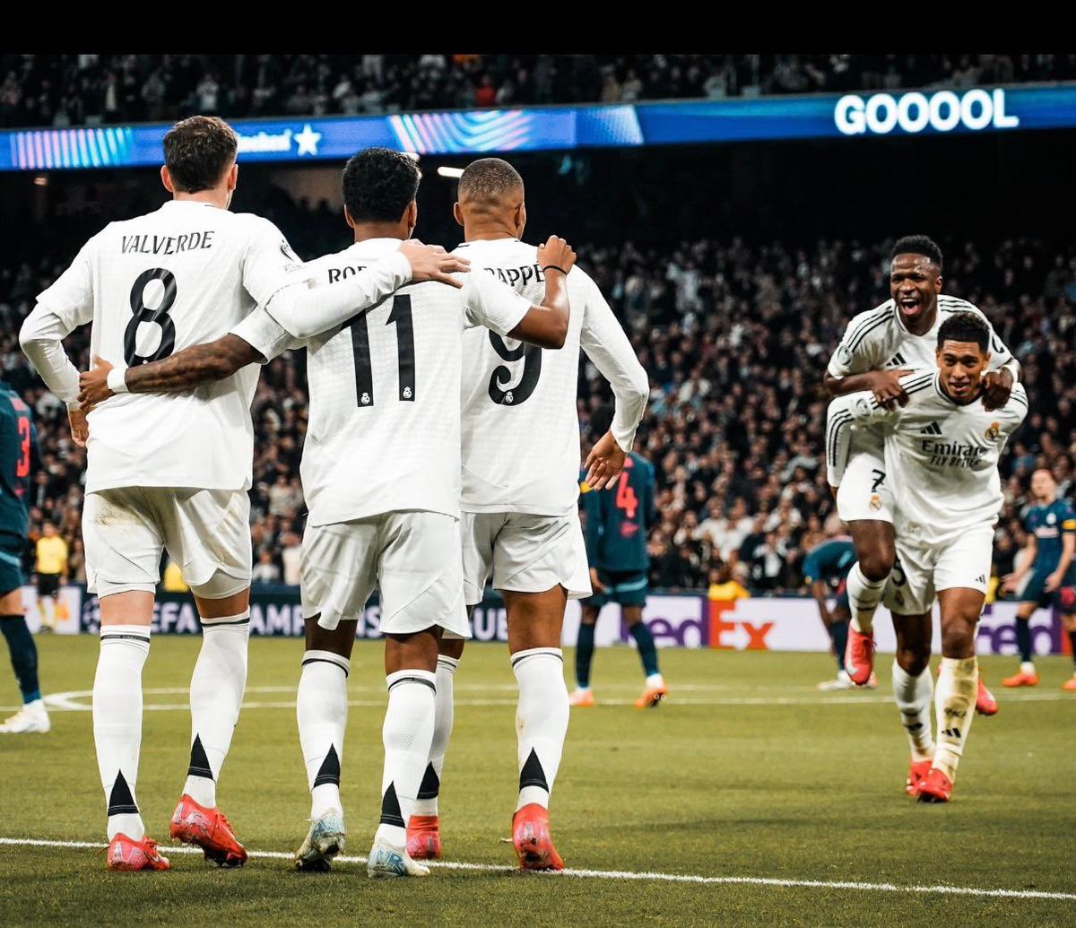 Seguimos!!! +3 Vamooossss <a href="/realmadrid/">Real Madrid C.F.</a>